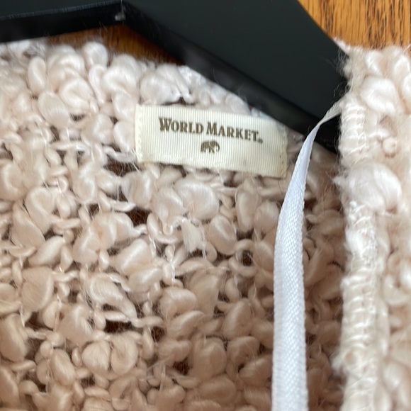 Pale pink poncho /wrap from World Market. - Picture 3 of 3